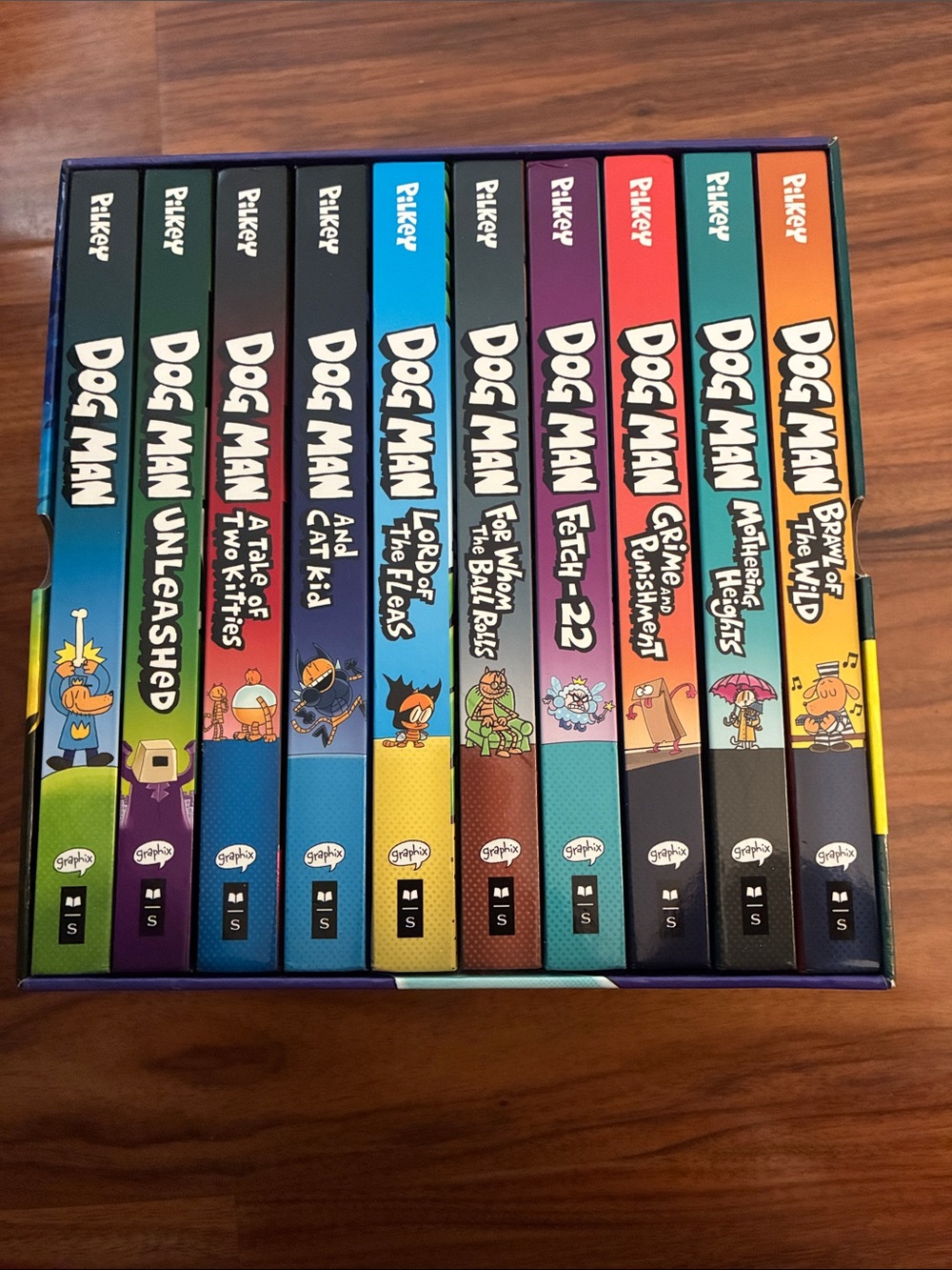 Dog Man Box Set - of 10 graphics novels